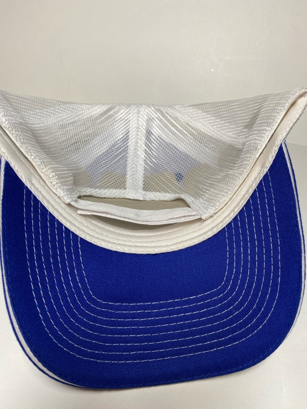 Whitetails Unlimited Trucker Hat OSFM Unisex Baseball Deer Hunting Hat NWOT - Picture 3 of 8